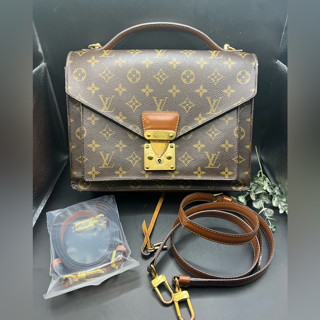 Louis Vuitton Monogram Monceau 26